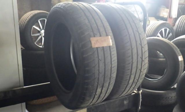 トーヨー 215/60R17