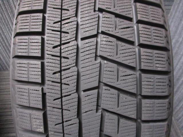ヨコハマ　アイスガード　IG60　215/50R17　バリ山　2023年製造
