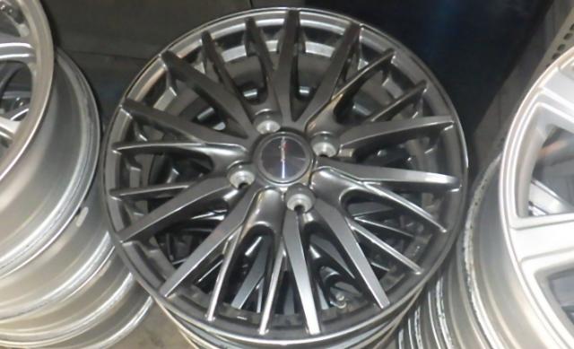 5.5J-15 100 4穴 +42