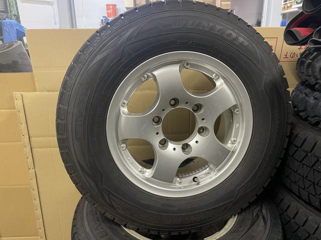 215-70R15、スタッドレスアルミ4本セット