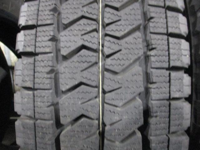 ブリヂストン　ブリザック　VL10　165/80R13　94/93N　LT　バリ山　2024年製造
