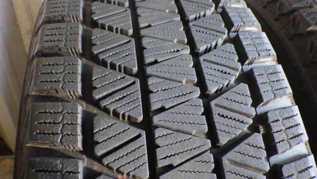 2019年製ですがバリ山です！ BS ブリヂストン ブリザック DM-V3 225/60R17 99Q 4本セット 225/60R17 