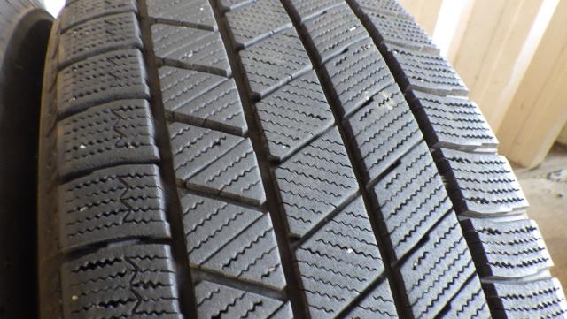 2021年製8~8.5分山 BS ブリヂストン ブリザック VRX3 225/60R17 99Q ４本セット