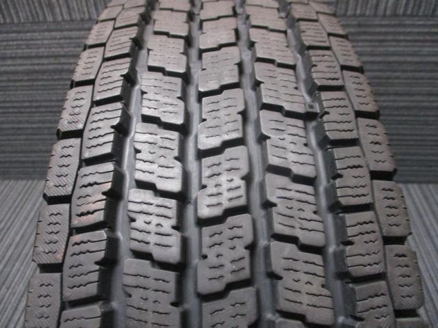 ホットスタッフコーポレーション　バイソン　BN-01　15×6J（+44）6H-139.7/　195/80R15LT　107/105（ヨコハマ　アイスガード　IG91）バリ山　2022年製造　キャラバン