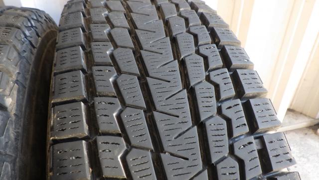 195/80R15 ハイエース、NV350等 2021年製 9~9.3mm山 ヨコハマ アイスガード G075 195/80R15 107/105L LT ４本セット