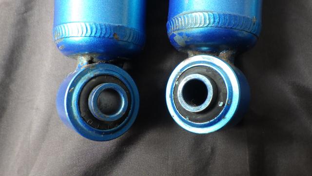 中古ハイエース200系（４WD）CUSCO(クスコ）減衰１４段調整ショックアブソーバー　１台分セット