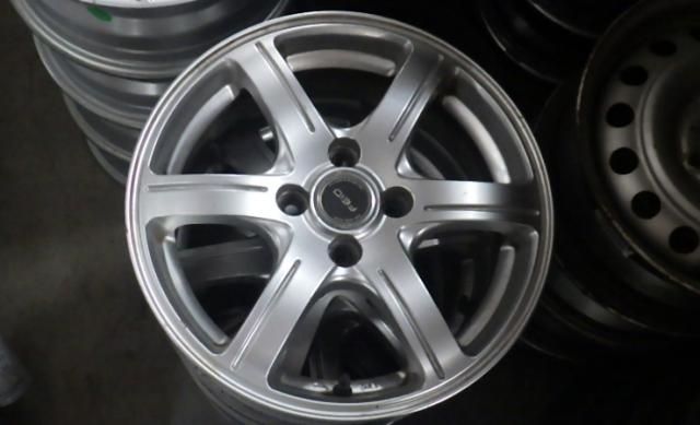 5.5J-15 100 4穴 +45