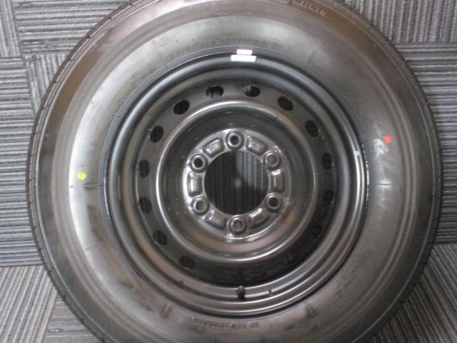 トヨタ純正　200ハイエース　15×6J（+30）6H-139.7/　195/80R15　107/105N（ブリヂストン　エコピア　RD-613））新車外し　タイヤ2025年製造