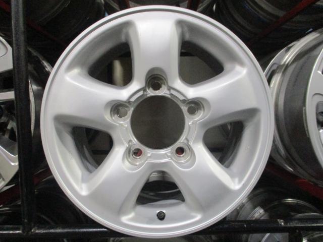 トヨタ純正　100ランドクルーザー　ランクル　16×8J（+60）5H-150　