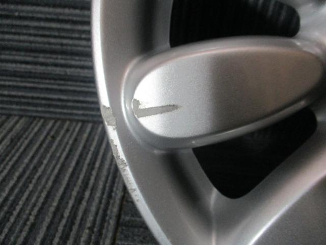 スズキ純正　ラパン　14×4.5J（+45）4H-100