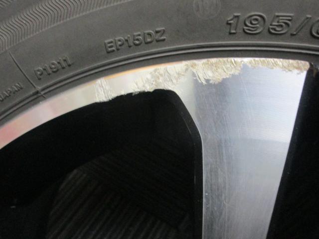 ダイハツ純正　ロッキー　17×6J（+40）4H-100　オマケタイヤ付き