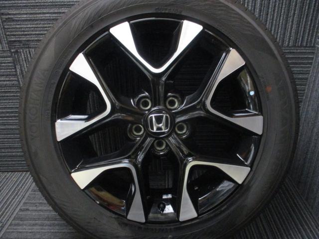 ホンダ純正　ZR-V　18×7J（+50）5H-114.3/　225/55R18（ヨコハマ　アドバン　ｄB）美品　タイヤバリ山