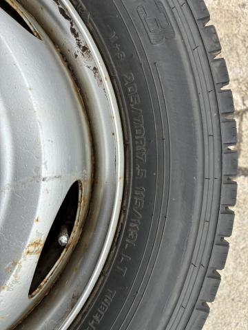 中古スタットレスタイヤ