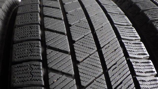 2023年製8~8.5分山！ ブリヂストン ブリザック VRX3 205/60R16 96Q（エクストラロード規格) 中古4本セット 080321