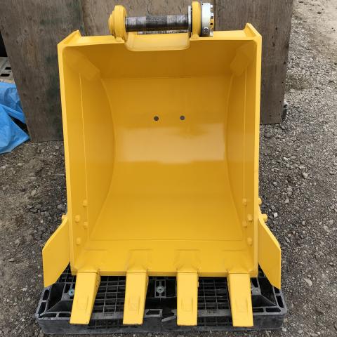 ☆ 新品 ☆ コマツ　PC138　純正バケット / 0.5m3 / ピン付き