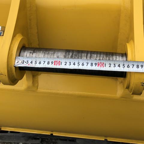 ☆ 新品 ☆ コマツ　PC138　純正バケット / 0.5m3 / ピン付き