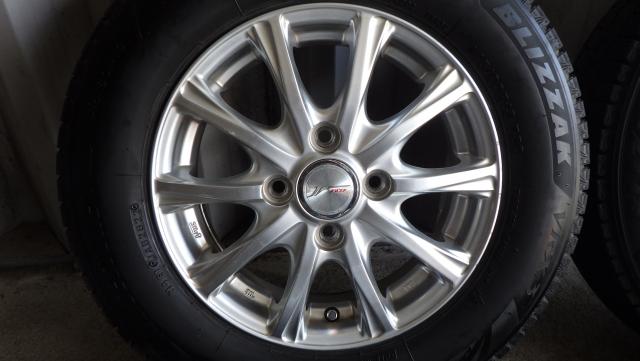 2022年製ブリヂストンブリザックVRX3 145/80R13 75Q WEDS JOKER 13x4.00B ET45 中古４本セット 080414
