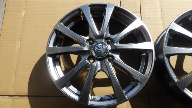 15×4.5J 4H/100 45 軽自動車サイズ TRGバーン 15x4.5J 4H-100 ET45 4本 080416