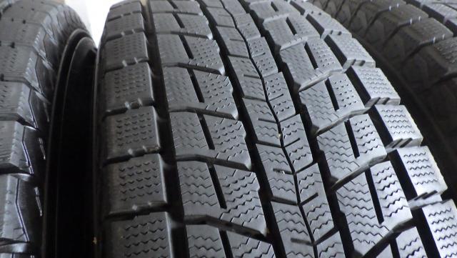 デリカD5等に ２０２４年製 10~10.5mm山！ダンロップWINTER MAXX SJ8 215/70R16 100Q 16x6.5J 114.3-5H ET40 ４本セット