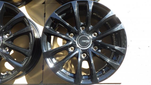 15×６J 6H/139.7 33 ハイエース200系用 アルミホイール WEDS ravrion RV 15x6J 6H-139.7 ET33 4本セット 080423