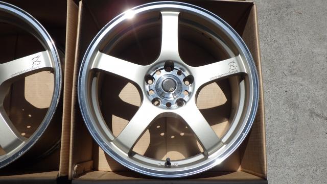 RAYS グラムライツ T57RC 18x7.5J ET48 114.3-5h ４本セット 080426