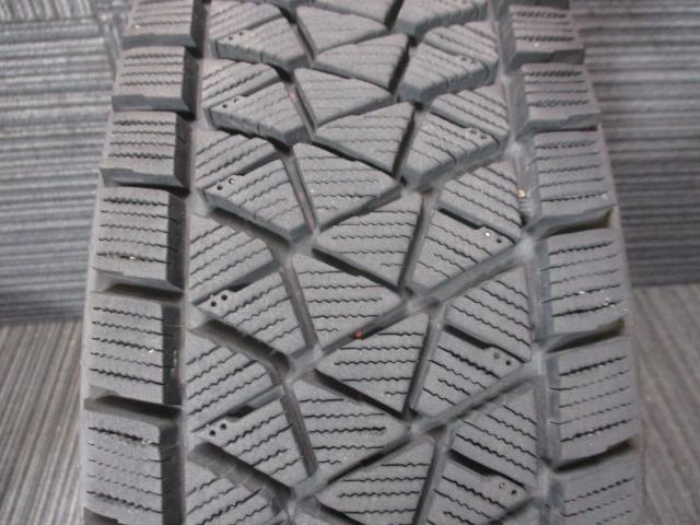 ウェッズ　キーラー　タクティクス　15×6J（0）5H-139.7/　195/80R15（ブリヂストン　ブリザック　DM-V2）美品　タイヤバリ山　2023年製造