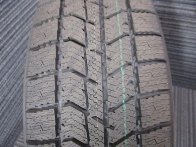 トーヨー　オブザーブ　GIZ3　175/65R14　バリ山　2024年製造