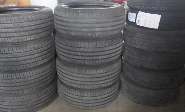 ダンロップ 215/45R17