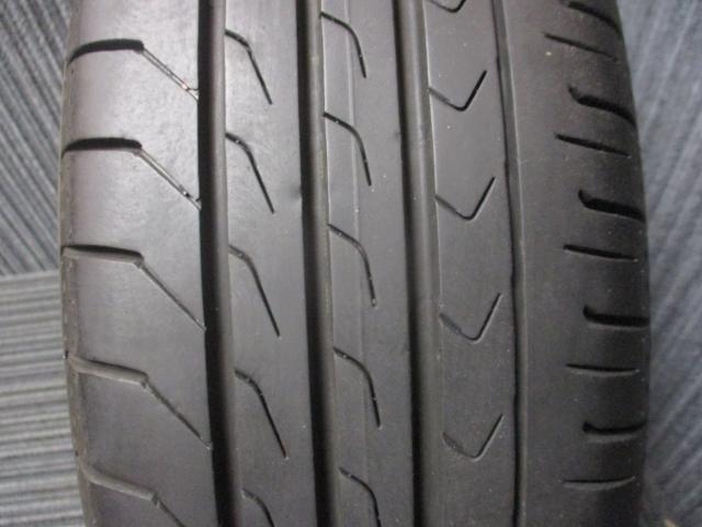 ダイハツ純正　タント　カスタム　15×4.5J（+45）4H-100/　165/60R15（ヨコハマ　ブルーアースRV　RV03CK)