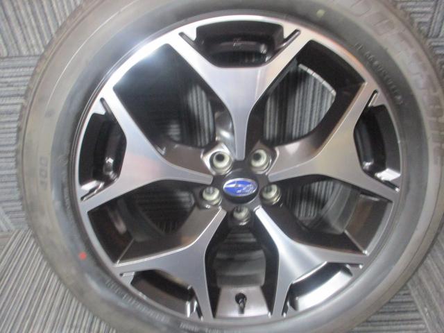 スバル純正　SJ　フォレスター　18×7J（+48）5H-100/　225/55R18（ブリヂストン　デューラーH/L400）
