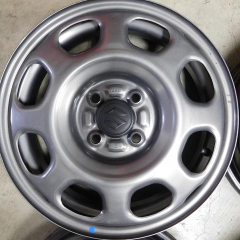 スズキ純正スチールホイール　ハスラー　15x45 4 100 +45
