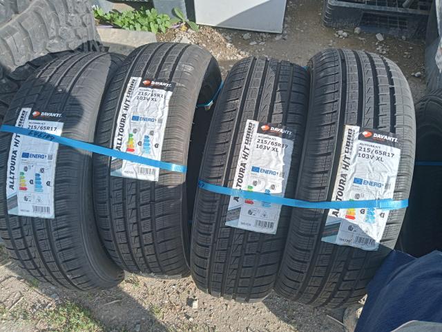215/65R17 215/60R17一台分4本セット新品未使用品