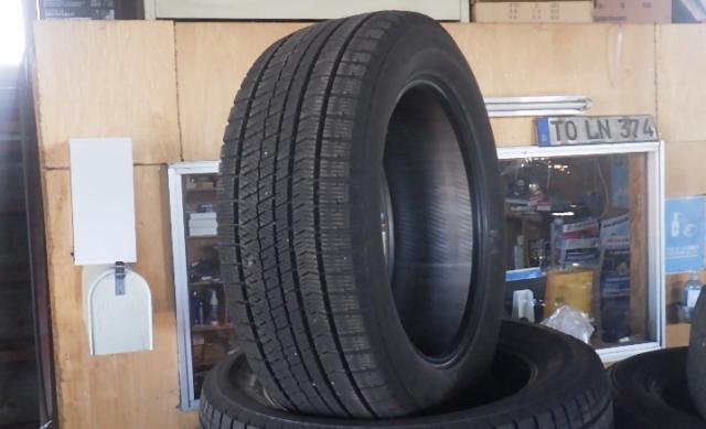 VRX2 225/55R17