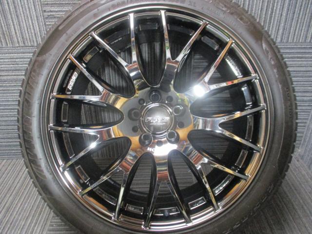 レイズ　ホムラ　2/9PLUS　20×8.5J（+44）5H-114.3/　245/45R20（ウィンラン　R330）カラーYNK　JETBLACK EDITION