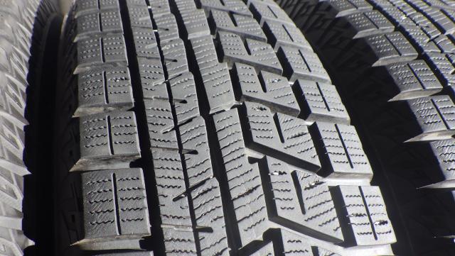 GRASS 15x4.5 4H100 +45　ヨコハマアイスガードIG60 165/65R15 81Q 中古４本