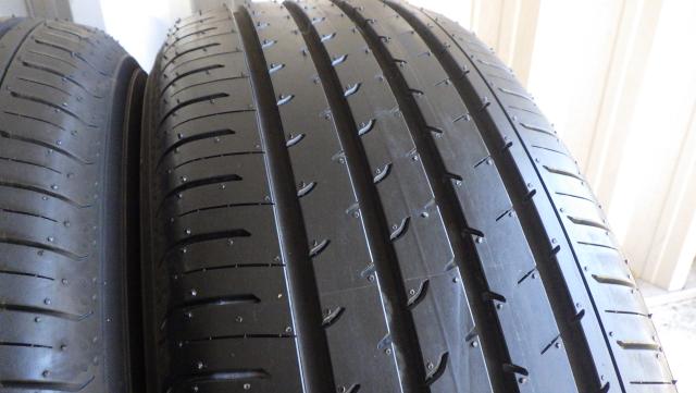 081029　2026年製 アルファード 新車外し 225/60R18 100H ヨコハマ ADVAN V03