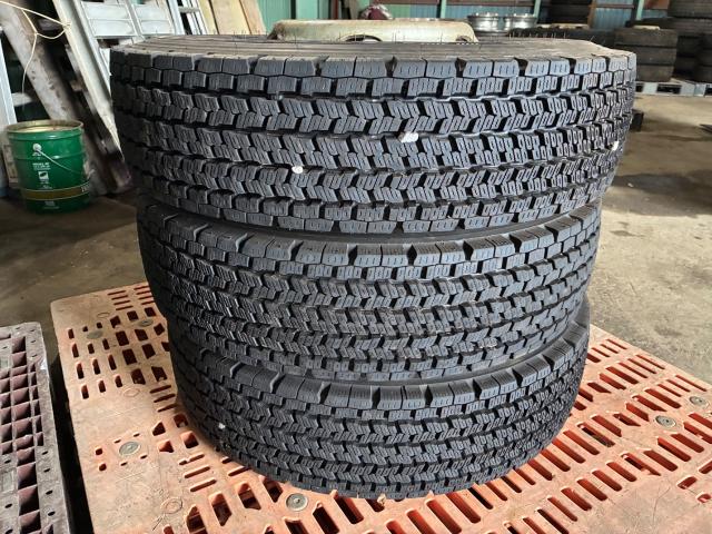 中古スタットレスタイヤ6本セット