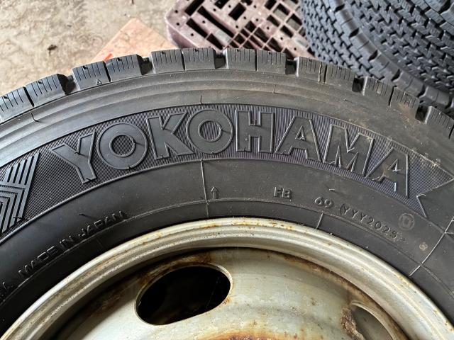 中古スタットレスタイヤ6本セット