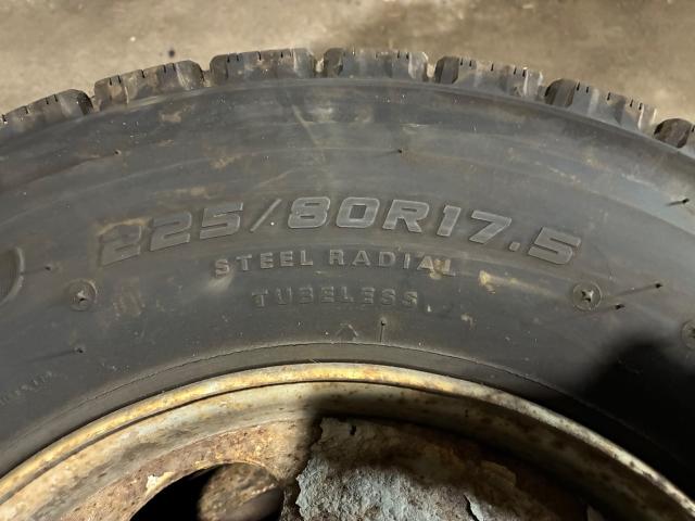 中古スタットレスタイヤ6本セット