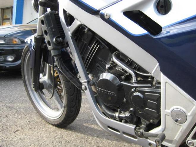 HONDAＶＴＺ250　ＭＣ15 250