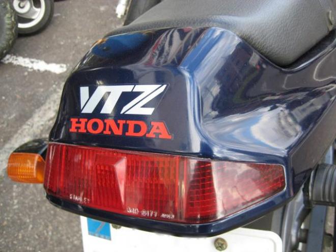 HONDAＶＴＺ250　ＭＣ15 250