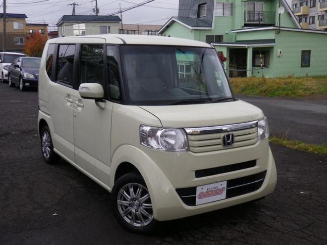 N-BOXＧ・Ｌパッケージ４ＷＤ　ナビＴＶ　１年保証 4WD 660 5Dr