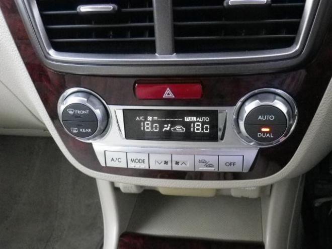 エクシーガ２．０ｉ－Ｌ　４ＷＤ　ナビ　ＤＶＤ　Ｂカメラ　後席モニター 4WD 2000 5Dr