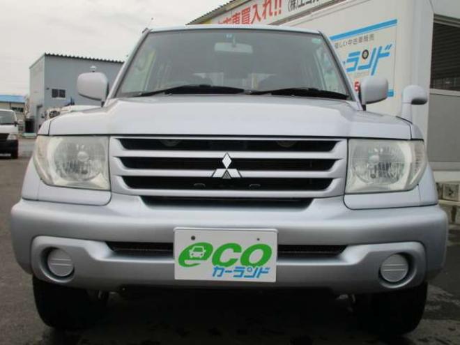 パジェロio2.0 ZR 4WD　 2000 5Dr