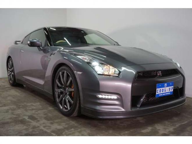 GT-R3.8 ブラックエディション 4WD　純正HDDナビ　マフラー 3800 2Dr