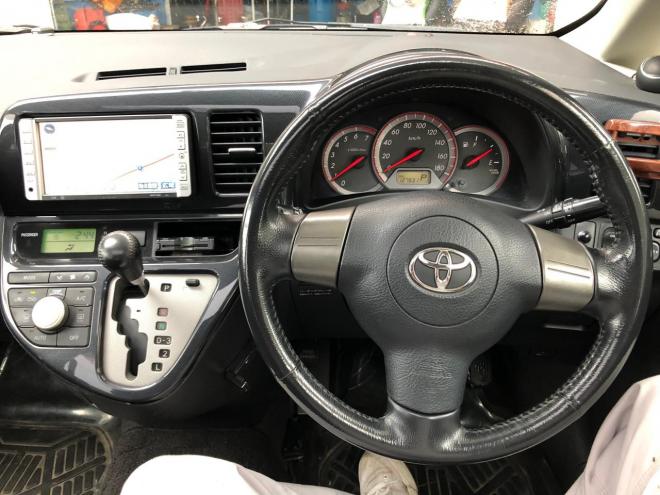 ウィッシュ 4WD 1800 5Dr
