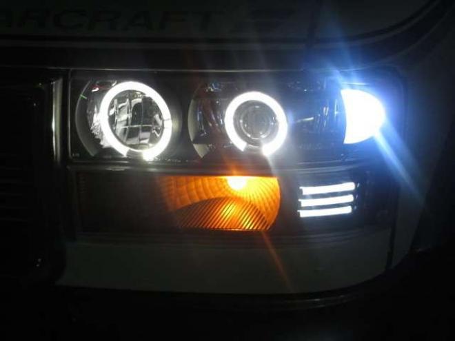 サファリスタークラフト4WD　HDDナビ　革シートHID 4300 4Dr