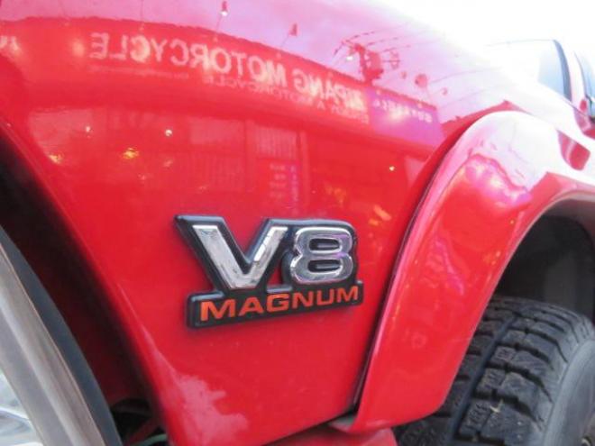 ダッジデュランゴ ５．９Ｌ　Ｖ８　マグナムエンジン　４ＷＤ　コラムＡＴ　レザー 4WD 5900 5Dr