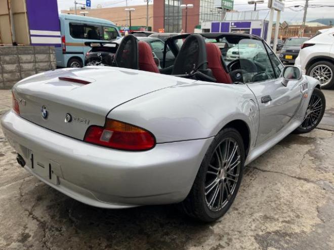 BMWＺ３ロードスター　走行83000キロ　レッドレザーシート　社外17インチアルミ　修復歴なし！ 2200 2Dr