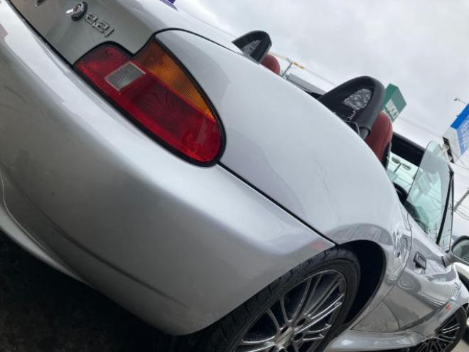 BMWＺ３ロードスター　走行83000キロ　レッドレザーシート　社外17インチアルミ　修復歴なし！ 2200 2Dr